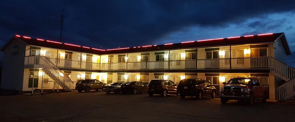 Elk Point Motel & Rv Park Extérieur photo